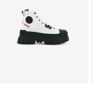 Palladium New In Box White Revolt Hi Tx Sz 7